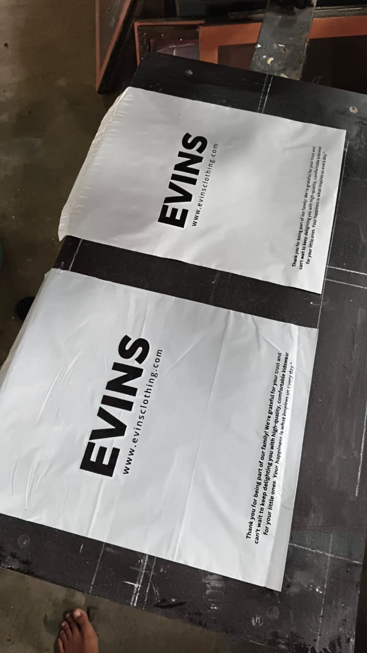 Custom white Courier Cover